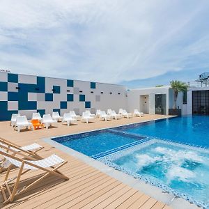Sea Me Spring Tree Hotel (Adults Only)